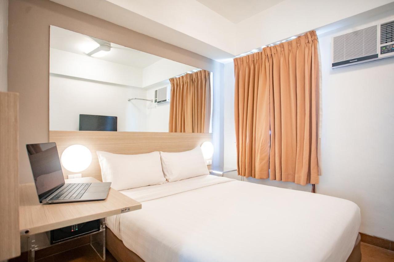 Red Planet Manila Malate Mabini Hotell Eksteriør bilde