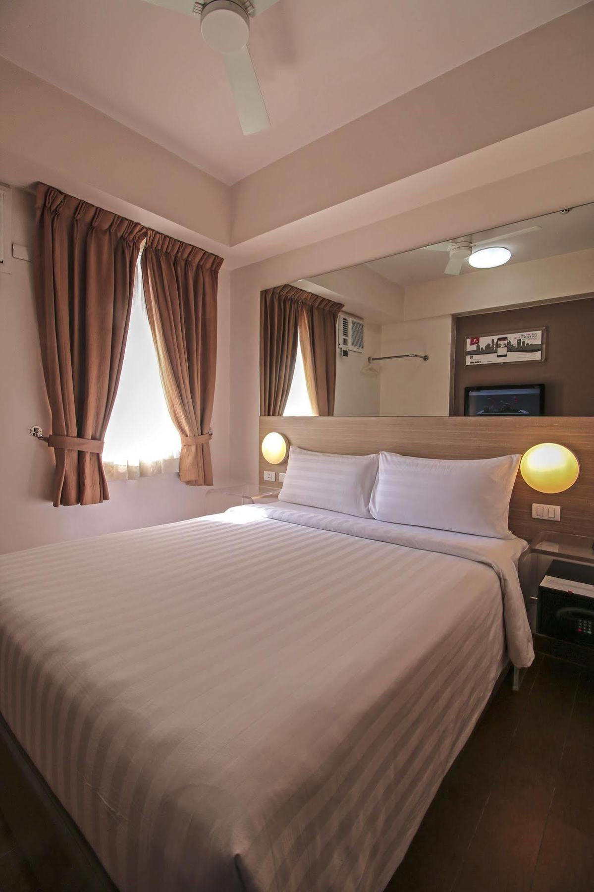 Red Planet Manila Malate Mabini Hotell Eksteriør bilde